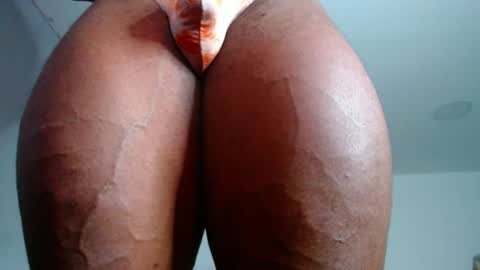 strong_george1 online show from 12/05/24, 10:12