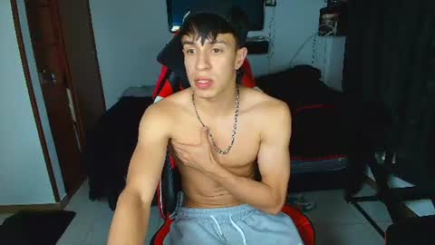 Snapshot of strong_jackxxx chatting on 06/23/26, 05:38 Daddy Jack online show from 06/23/26, 05:38