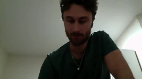 Snapshot of strongelvis chatting on 02/24/26, 09:46 strongelvis online show from 02/24/26, 09:46