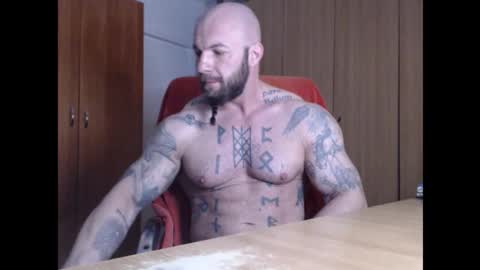 Snapshot of strongivan chatting on 03/21/26, 06:18 StrongIvan online show from 03/21/26, 06:18