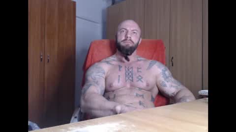 Snapshot of strongivan chatting on 03/23/26, 05:22 StrongIvan online show from 03/23/26, 05:22