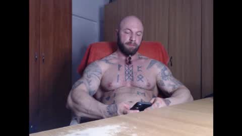 Snapshot of strongivan chatting on 03/24/26, 06:57 StrongIvan online show from 03/24/26, 06:57