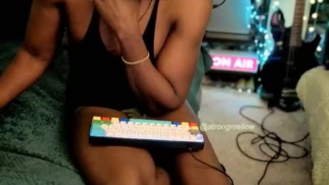 strongmellow online show from 11/29/25, 06:33