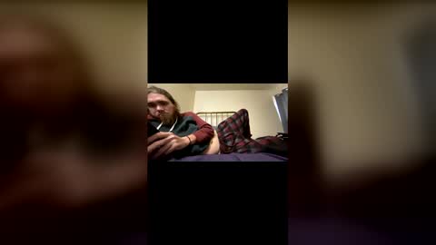 strumie3534336684 online show from 12/22/25, 05:43