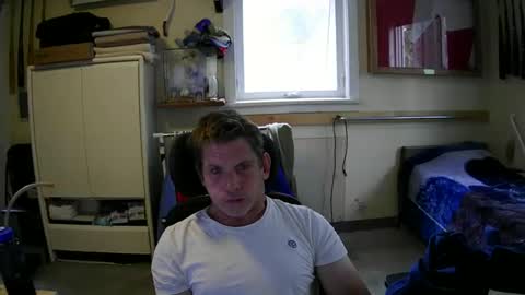 Snapshot of stturbo chatting on 09/21/25, 02:08 stturbo online show from 09/21/25, 02:08