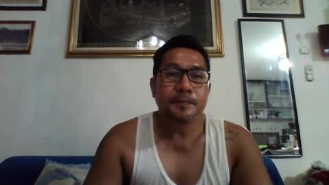 Snapshot of stud45xx chatting on 05/05/26, 11:07 Val online show from 05/05/26, 11:07