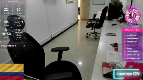 studcb_ online show from 06/25/26, 07:07