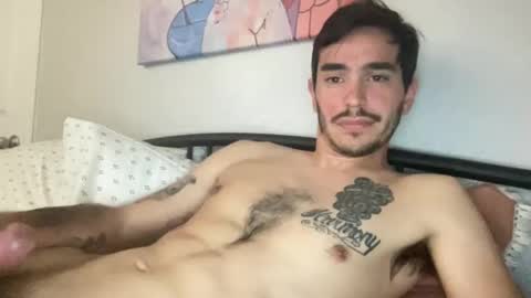 Snapshot of studleydooright420 chatting on 12/18/24, 10:46 studleydooright420 online show from 12/18/24, 10:46