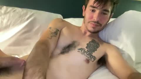 Snapshot of studleydooright420 chatting on 10/03/25, 01:35 studleydooright420 online show from 10/03/25, 01:35