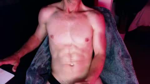 studmuffin_420 online show from 04/20/26, 04:26