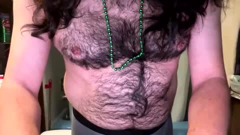 Snapshot of stuffsarecool chatting on 03/18/26, 02:04 Charlie online show from 03/18/26, 02:04