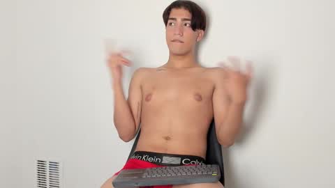 stwart_cum18 online show from 02/04/26, 01:00