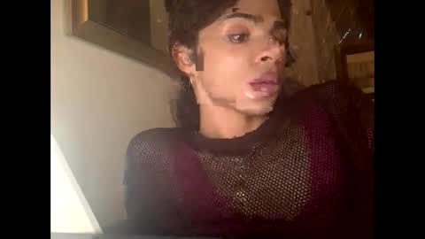 Snapshot of stxllaxcx chatting on 01/21/25, 11:13 stxllaxcx online show from 01/21/25, 11:13