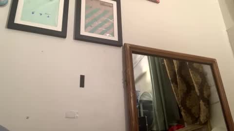 Snapshot of stxllaxcx chatting on 09/30/25, 10:31 stxllaxcx online show from 09/30/25, 10:31