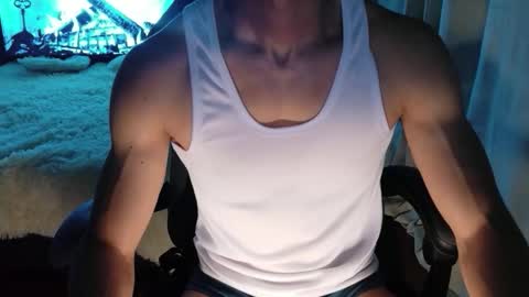 Snapshot of stylishman01 chatting on 02/21/26, 11:00 stylish man online show from 02/21/26, 11:00