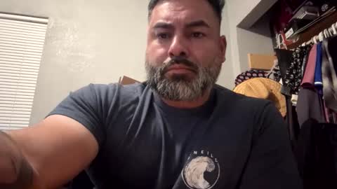 Snapshot of suavecito67 chatting on 12/23/25, 02:42 suavecito67 online show from 12/23/25, 02:42