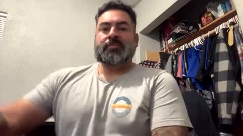 Snapshot of suavecito67 chatting on 01/16/26, 03:32 suavecito67 online show from 01/16/26, 03:32