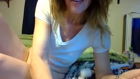 Snapshot of sub4you69brat chatting on 01/16/25, 03:24 sub4you69brat online show from 01/16/25, 03:24