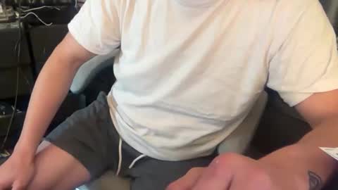 sub_boy221059 online show from 10/30/25, 10:06