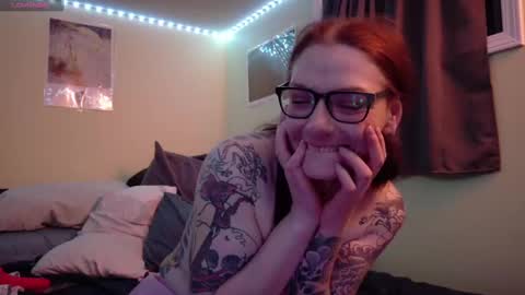 Snapshot of subbypunkruby77 chatting on 02/14/25, 05:41 SubbyPunkRuby online show from 02/14/25, 05:41