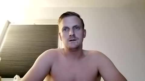 Snapshot of subforserve chatting on 11/26/25, 06:31 subforserve online show from 11/26/25, 06:31