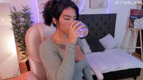 Snapshot of sublimetouch chatting on 01/11/25, 07:38 Zoe online show from 01/11/25, 07:38