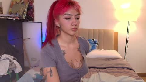 Zoe online show from 04/30/26, 10:36