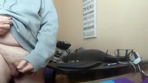 Snapshot of sublou2017 chatting on 03/03/26, 03:51 sublou2017 online show from 03/03/26, 03:51