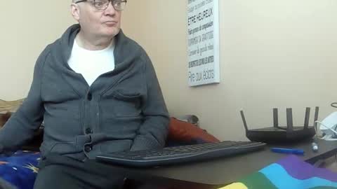 Snapshot of sublou2017 chatting on 03/17/26, 03:37 sublou2017 online show from 03/17/26, 03:37