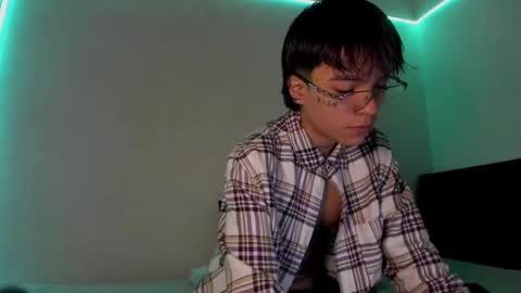 nico online show from 02/12/25, 03:38