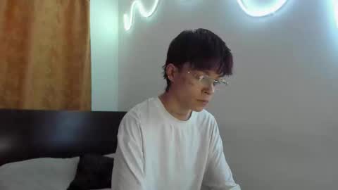 Snapshot of submissive_boyy_ chatting on 01/12/26, 05:51 nico online show from 01/12/26, 05:51