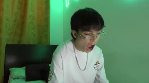 Snapshot of submissive_boyy_ chatting on 01/17/26, 07:50 nico online show from 01/17/26, 07:50