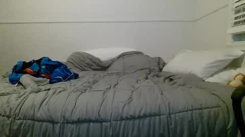 Snapshot of submissivegold chatting on 02/17/26, 03:36 submissivegold online show from 02/17/26, 03:36