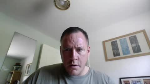 Snapshot of submissivepig4u chatting on 07/03/26, 11:27 The PIG online show from 07/03/26, 11:27