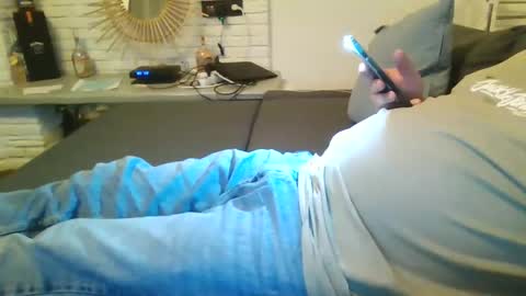 Snapshot of submissivguy chatting on 01/11/25, 09:46 submissivguy online show from 01/11/25, 09:46