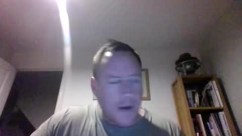 Snapshot of subpig84 chatting on 04/11/26, 10:25 Sub Male online show from 04/11/26, 10:25