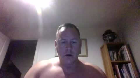 Snapshot of subpig84 chatting on 05/27/26, 09:45 Sub Male online show from 05/27/26, 09:45
