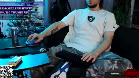 Snapshot of substanc3 chatting on 12/22/25, 04:37 Im Substanc3 online show from 12/22/25, 04:37