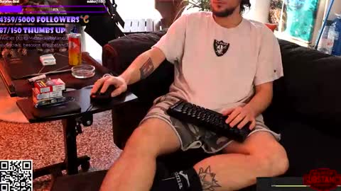 Snapshot of substanc3 chatting on 01/09/26, 10:18 Im Substanc3 online show from 01/09/26, 10:18