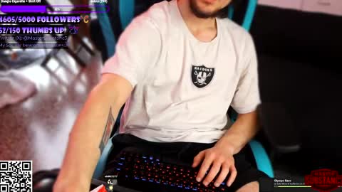 Snapshot of substanc3 chatting on 03/23/26, 05:06 Im Substanc3 online show from 03/23/26, 05:06