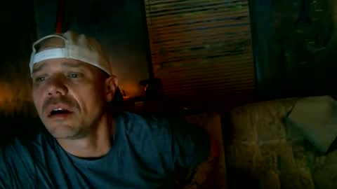 Snapshot of substance_abuse chatting on 01/07/26, 09:34 Smokin online show from 01/07/26, 09:34