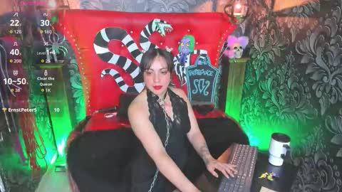 Yunna online show from 10/30/25, 01:01