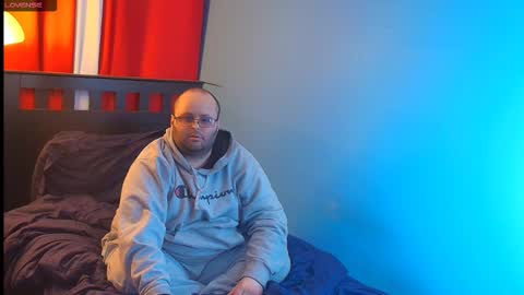 Snapshot of subzero_2689 chatting on 02/24/26, 04:32 subzero online show from 02/24/26, 04:32