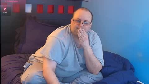 Snapshot of subzero_2689 chatting on 02/27/26, 12:10 subzero online show from 02/27/26, 12:10