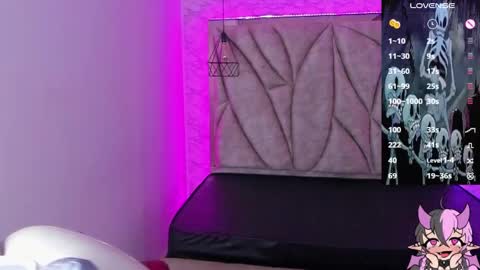 Snapshot of succubus_girl_ chatting on 12/06/24, 12:05 Alexy online show from 12/06/24, 12:05