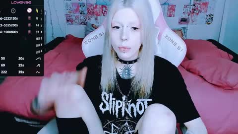 Snapshot of succubus_leslie chatting on 03/31/26, 06:08 succubus_leslie online show from 03/31/26, 06:08