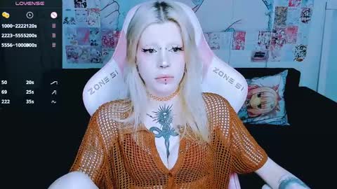 Snapshot of succubus_leslie chatting on 04/10/26, 11:31 succubus_leslie online show from 04/10/26, 11:31