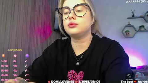 Snapshot of suchcute_ chatting on 02/19/26, 03:02 suchcute_ online show from 02/19/26, 03:02