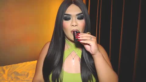 Snapshot of suckablecockoffreya chatting on 12/02/24, 05:15 JADE ELYSE online show from 12/02/24, 05:15