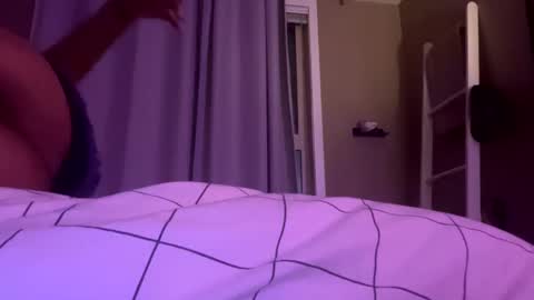 Snapshot of suckmythong410104 chatting on 12/16/24, 03:51 SaraSabeen online show from 12/16/24, 03:51